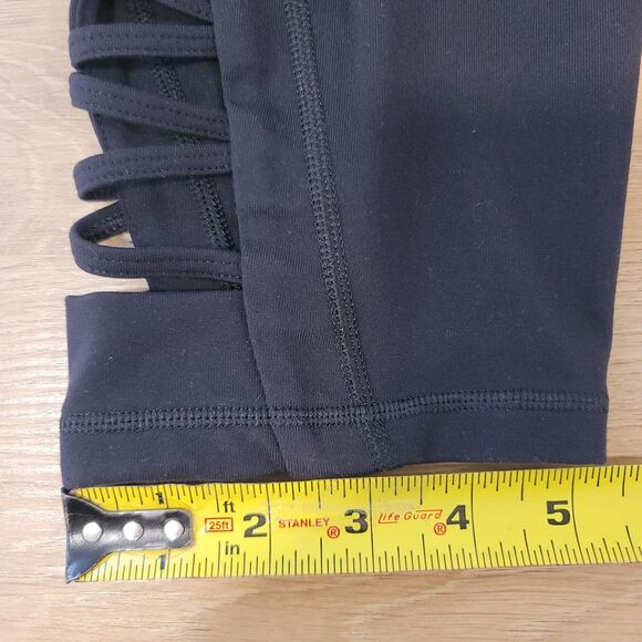 CLEARANCE Athleta Womens 'Mind Over Matter' Capri Leggings SZ Medium Crisscross - Picture 12 of 14
